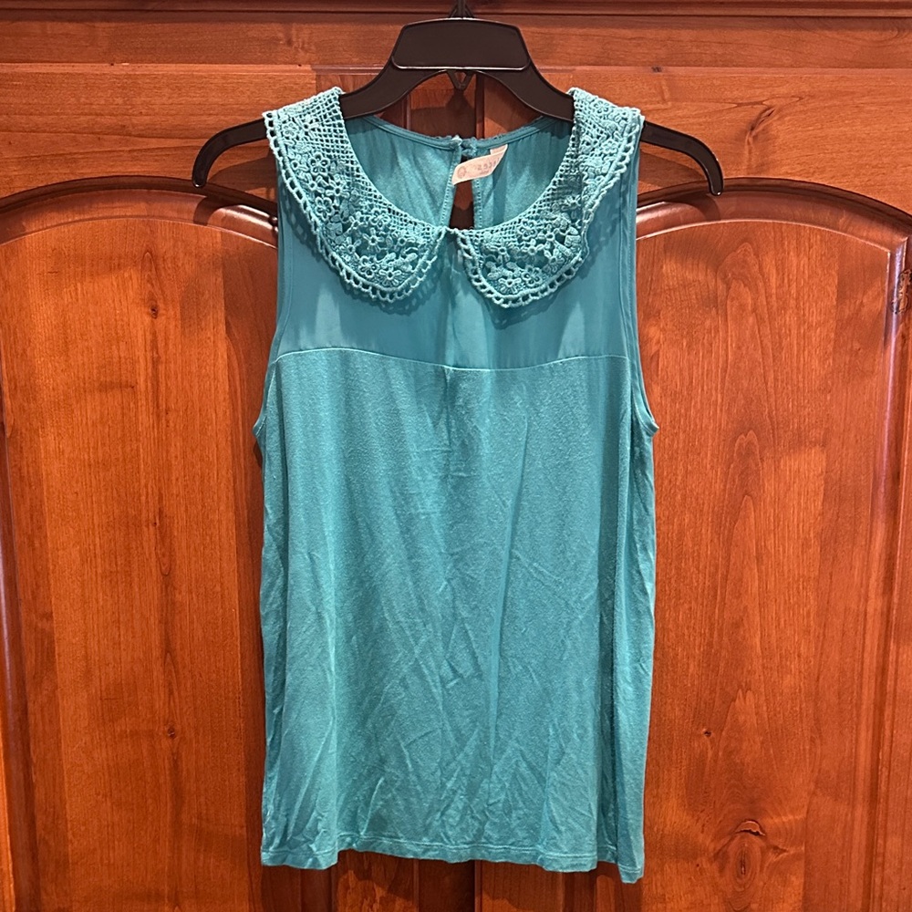 Sleeveless Teal Crochet Peter Pan Collar Tank Top